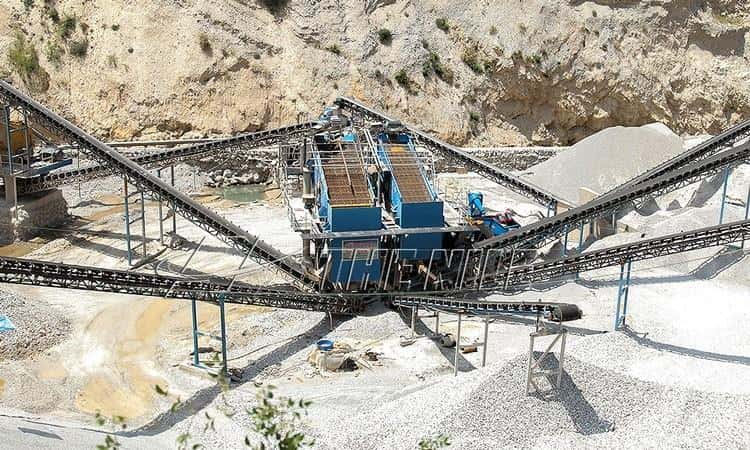 Circular Vibrating Screen in quarry site