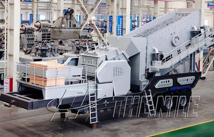 Mobile Crushing and Screening Plants in Factory