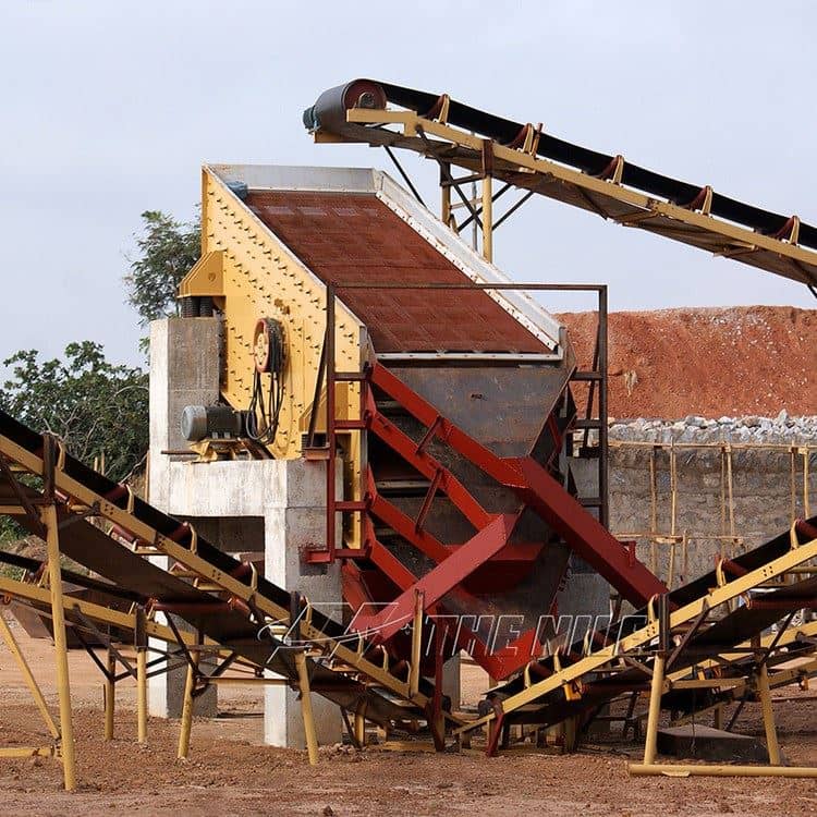 Circular vibrating screen working site